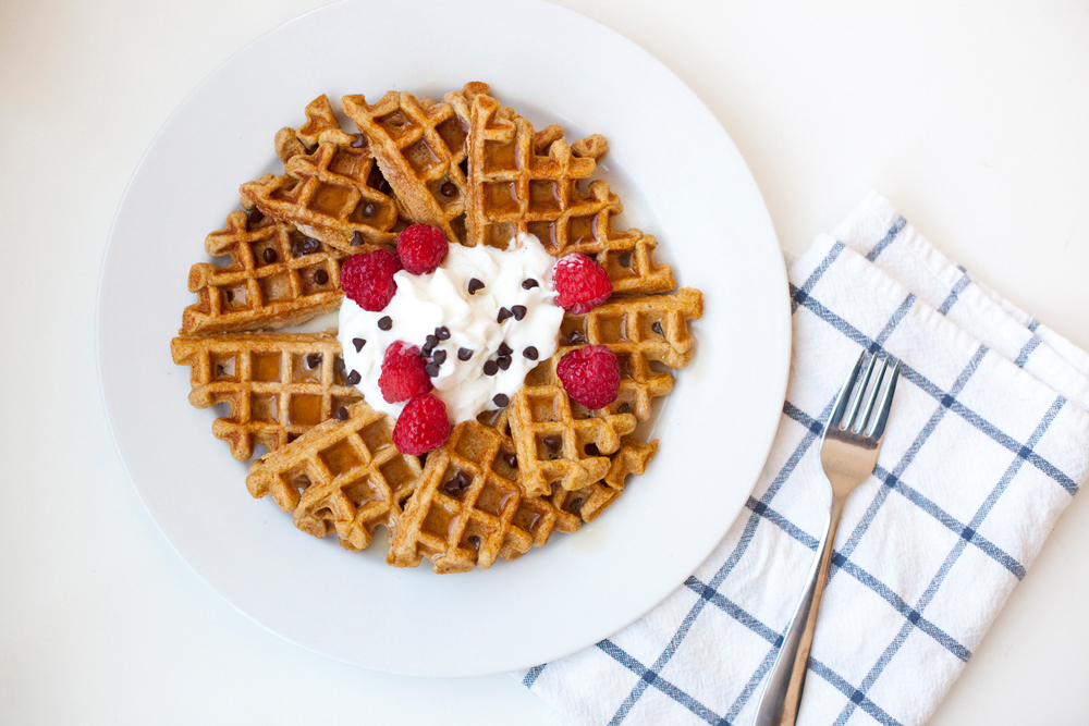Macro Friendly Pumpkin Protein Waffles www.lillieeatsandtellscom.bigscoots-staging.com