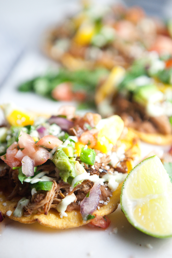 Salsa Verde Carnitas on Tostadas- macro friendly and so delicious! www.lillieeatsandtellscom.bigscoots-staging.com
