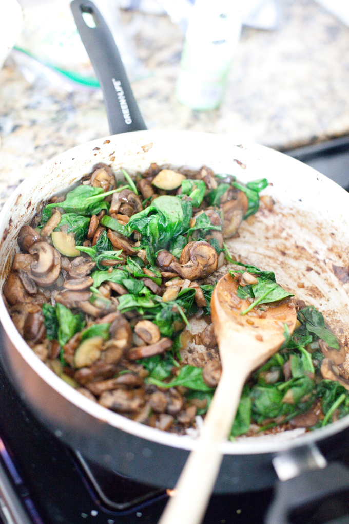 Skinny Macro Friendly Pasta Bake with chicken, mushrooms, spinach and cauliflower cream sauce