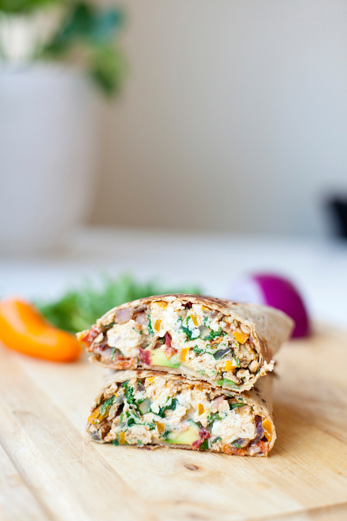 Egg White Wrap with feta and sundried tomato www.lillieeatsandtellscom.bigscoots-staging.com
