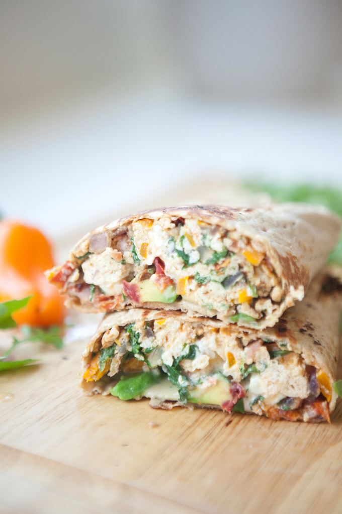 Egg White Wrap with feta and sundried tomato www.lillieeatsandtellscom.bigscoots-staging.com