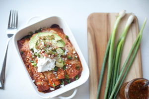 Skinny, Macro-Friendly Creamy Chicken Enchiladas- 500 calories for this whole pan! lillieeatsandtellscom.bigscoots-staging.com