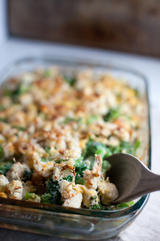 Skinny Chicken Divan with Cauliflower Cream Sauce www.lillieeatsandtellscom.bigscoots-staging.com