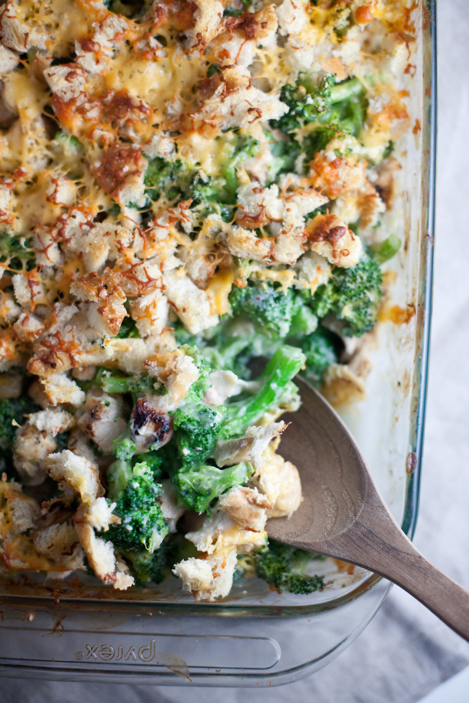 Skinny Chicken Divan with Cauliflower Cream Sauce www.lillieeatsandtellscom.bigscoots-staging.com