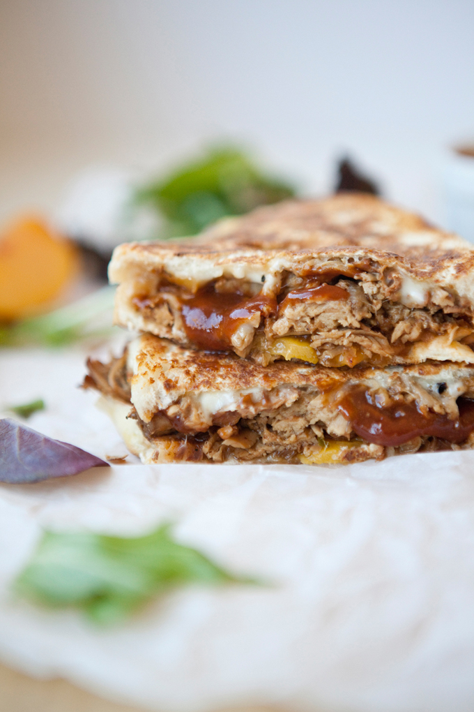 BBQ Pulled Pork Grilled Cheese www.lillieeatsandtellscom.bigscoots-staging.com