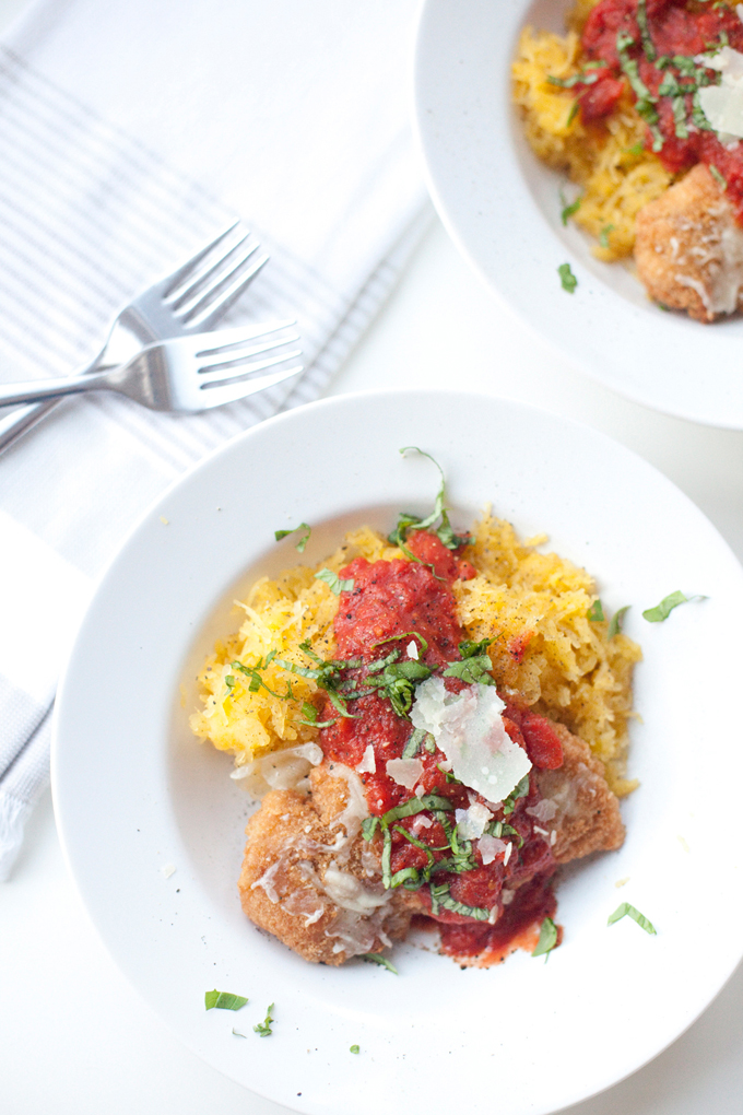 Super quick chicken parmesan on spaghetti squash www.lillieeatsandtellscom.bigscoots-staging.com