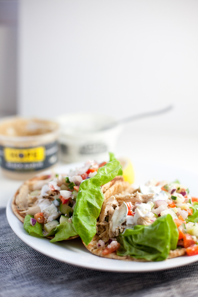 chicken greek pitas www.lillieeatsandtellscom.bigscoots-staging.com