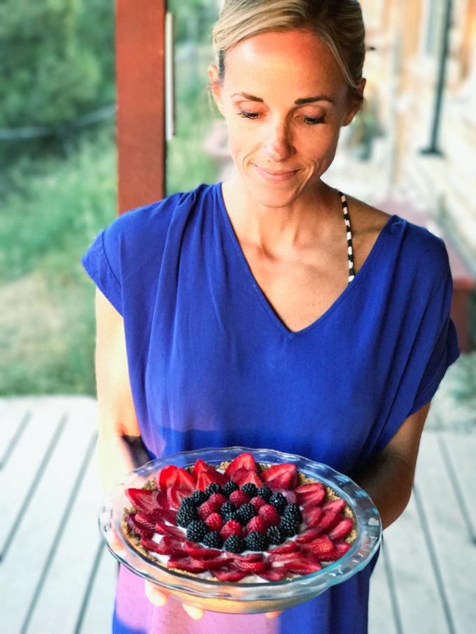 Greek Yogurt and Berry Tart www.lillieeatsandtellscom.bigscoots-staging.com