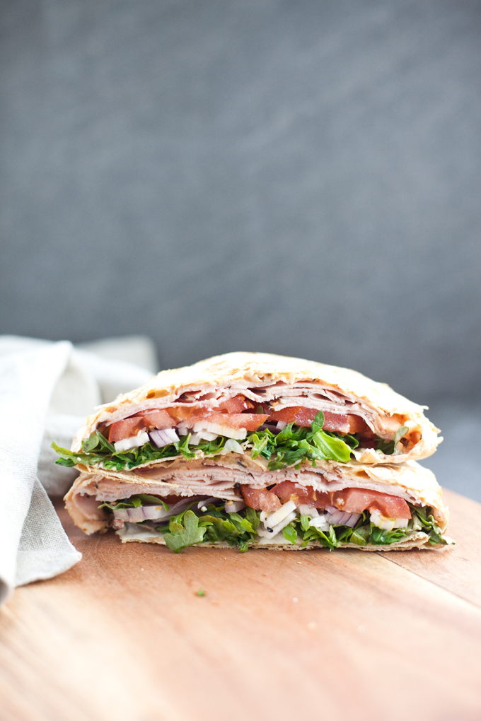 The Turkey Pepperjack Low Carb Crunch Wrap www.lillieeatsandtellscom.bigscoots-staging.com #macrofriendly #macrofriendlyrecipes #weightwatchers #cutdacarb #lowcarb