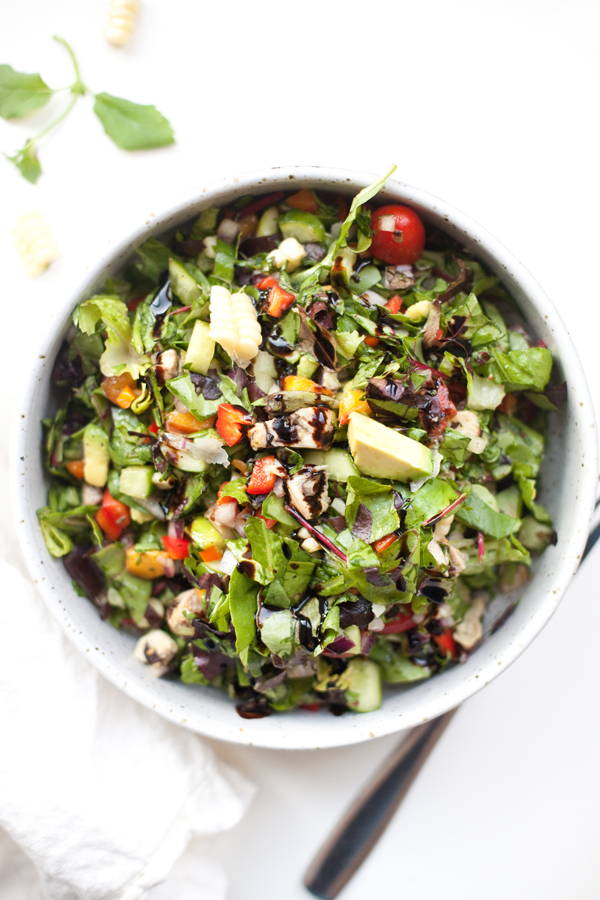 My Favorite Veggie and Peach Chopped Salad www.lillieeatsandtellscom.bigscoots-staging.com #macrofriendly #macrofriendlyrecipes #healthyrecipes #choppedsalads #weightwatchersrecipes