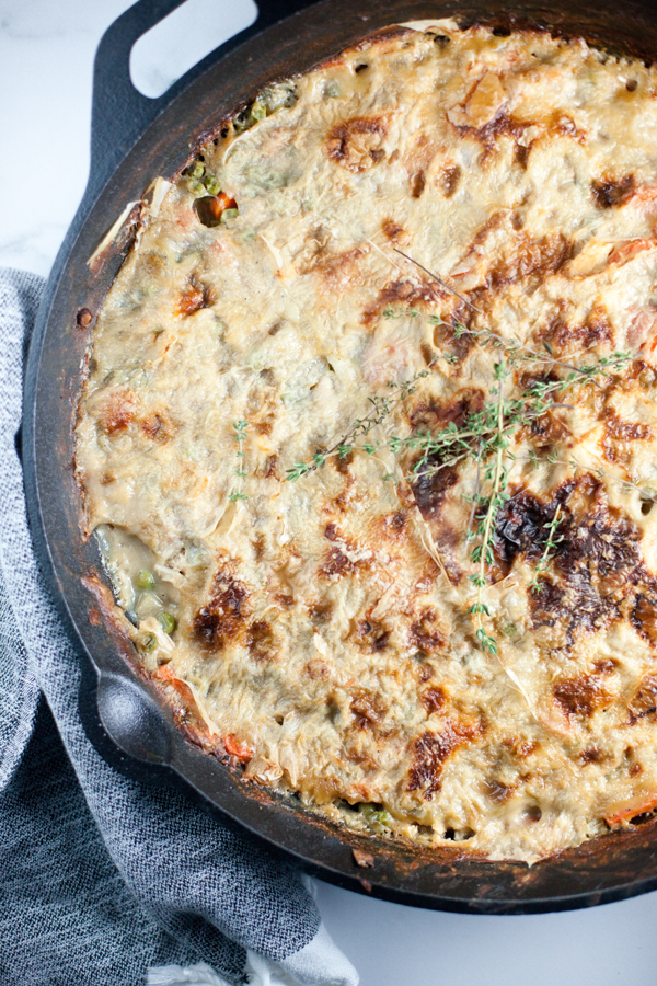 This soup has all the great flavors of chicken pot pie. www.lillieeatsandtellscom.bigscoots-staging.com