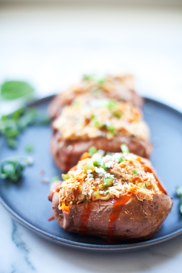 Try my easy instant pot buffalo chicken. www.lillieeatsandtellscom.bigscoots-staging.com