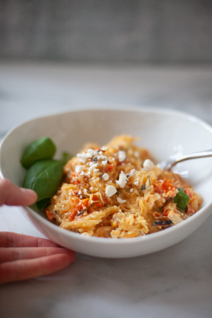 This dish is macro friendly and low-fat! www.lillieeatsandtellscom.bigscoots-staging.com