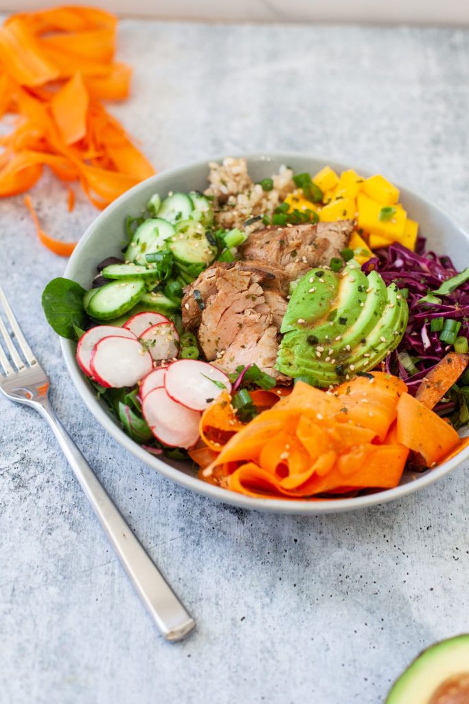 Choose a colorful meal with pickled veggies, my poke bowl. www.lillieeatsnadtells.com
