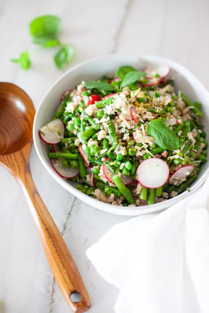 Try my macro-friendly grain salad. www.lillieeatsandtellscom.bigscoots-staging.com