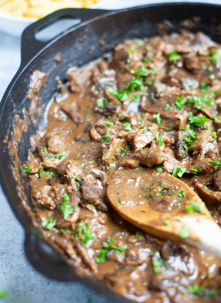 Beef Stroganoff for a large family www.lillieeatsandtellscom.bigscoots-staging.com