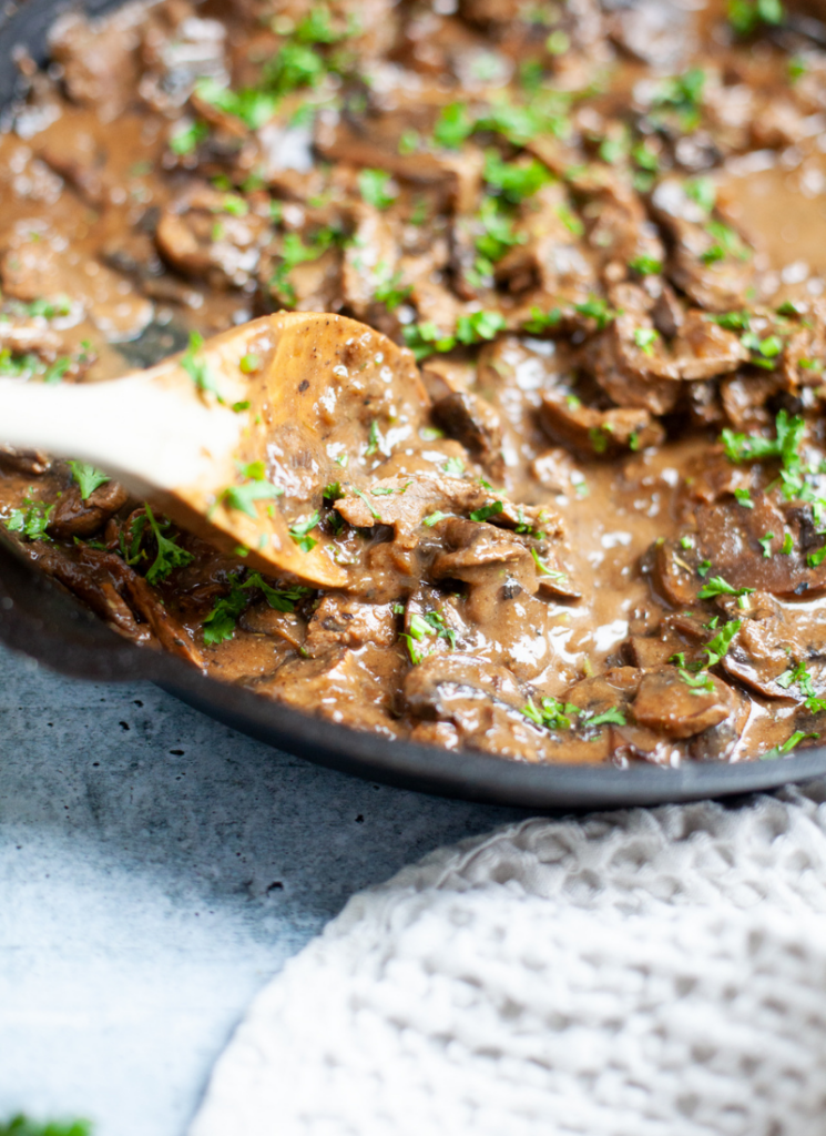 You won't miss the heavy calories in this beef stroganoff www.lillieeatsandtellscom.bigscoots-staging.com