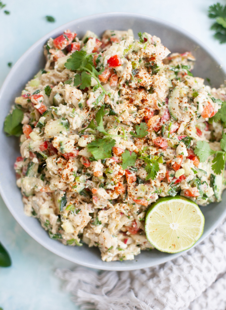 This Quick Mexican Chicken Salad comes together is fast and easy to make. www.lillieeatsandtellscom.bigscoots-staging.com