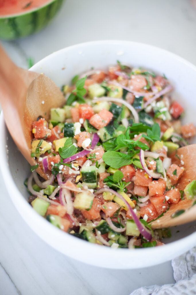 perfectly balanced watermelon cucumber feta salad
www.lillieeatsandtellscom.bigscoots-staging.com