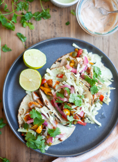quick and easy air fried fish tacos by www.lillieeatsandtells.com