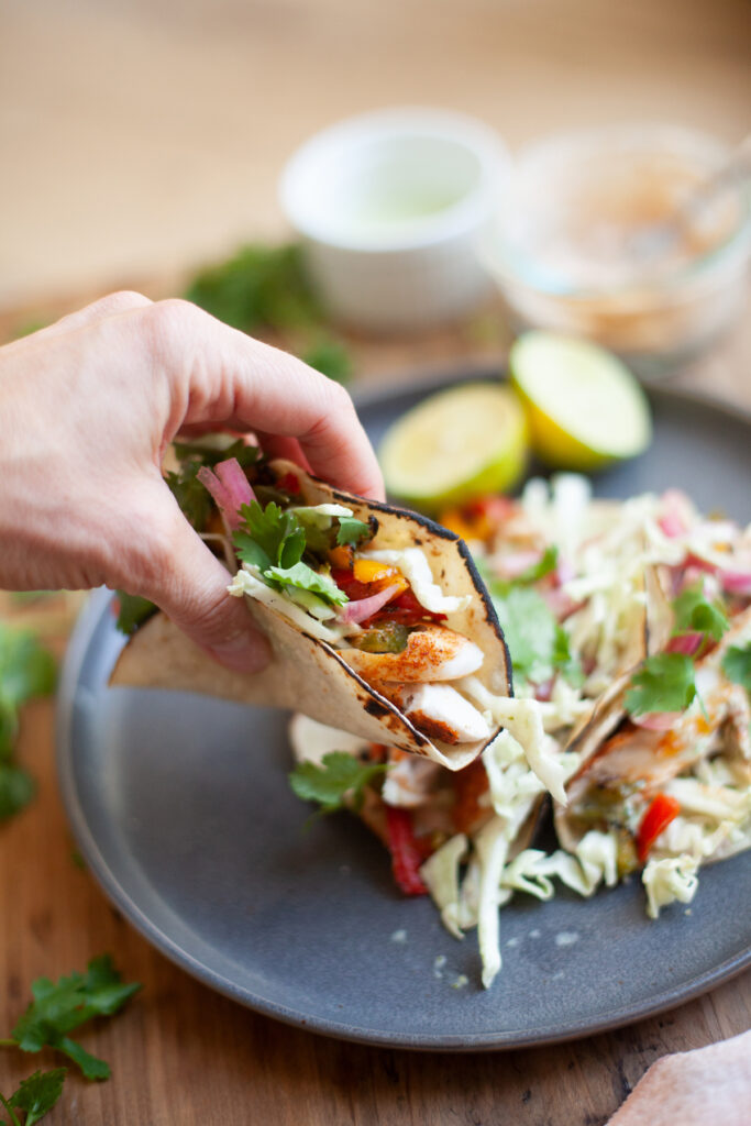 easy and macro friendly air fried fish tacos by www.lillieeatsandtellscom.bigscoots-staging.com