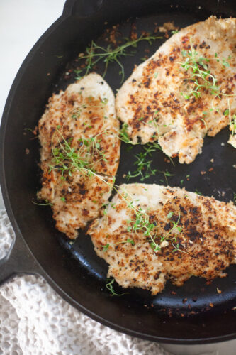 Crispy Garlic and Thyme Chicken recipe by www.lillieeatsandtells.com