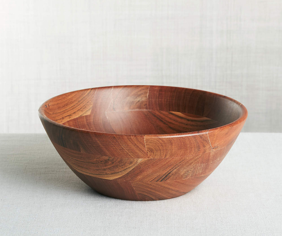 A large salad calls for a large salad bowl www.lillieeatsandtellscom.bigscoots-staging.com