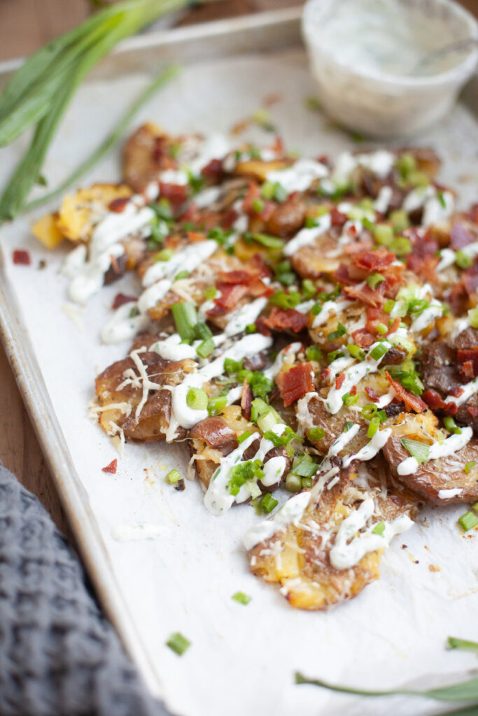 macro friendly loaded smashed potatoes by www.lillieeatsandtellscom.bigscoots-staging.com