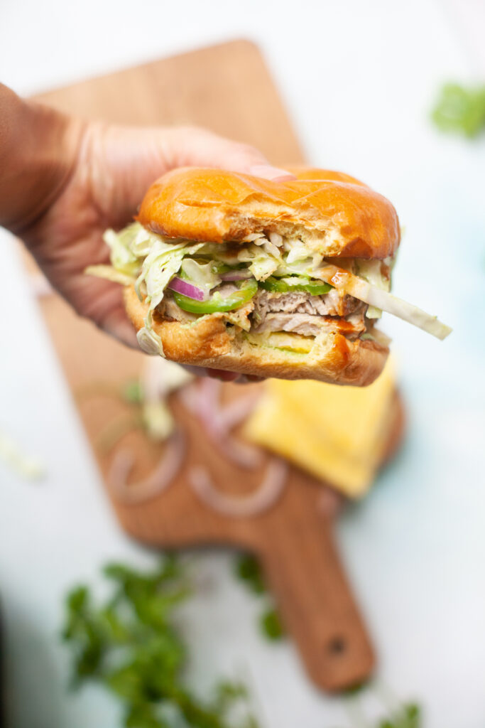 macro friendly lunch option Pineapple Jalapeño Pork Sandwich by www.lillieeatsandtellscom.bigscoots-staging.com