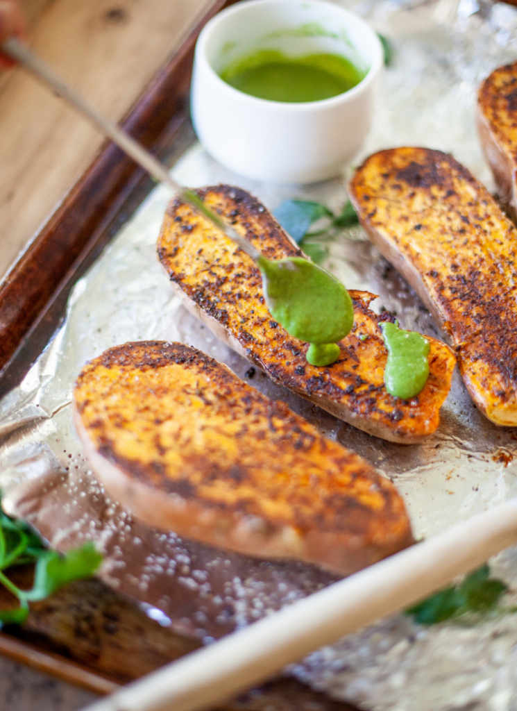 Dairy free green sauce. www.lillieeatsandtellscom.bigscoots-staging.com